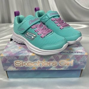 Girls Skechers Dreamy Dancer Aqua and Purple size 10.5 kids new in box